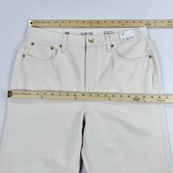 J Crew Women's Mid Rise Relaxed Kickout Jean Size 30 Ecru Beige Cropped - Picture 13 of 16